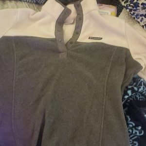 Columbian pull over, size large and its grey/white